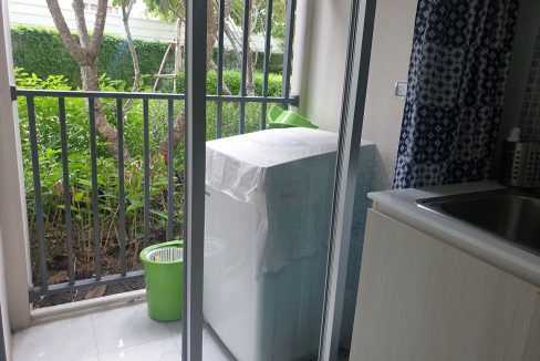 Baan Peang Ploen Condo Washing Machine